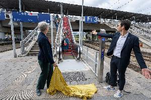 VAG hat alle Aufzüge und Rolltreppen an der Stadtbahnbrücke erneuert